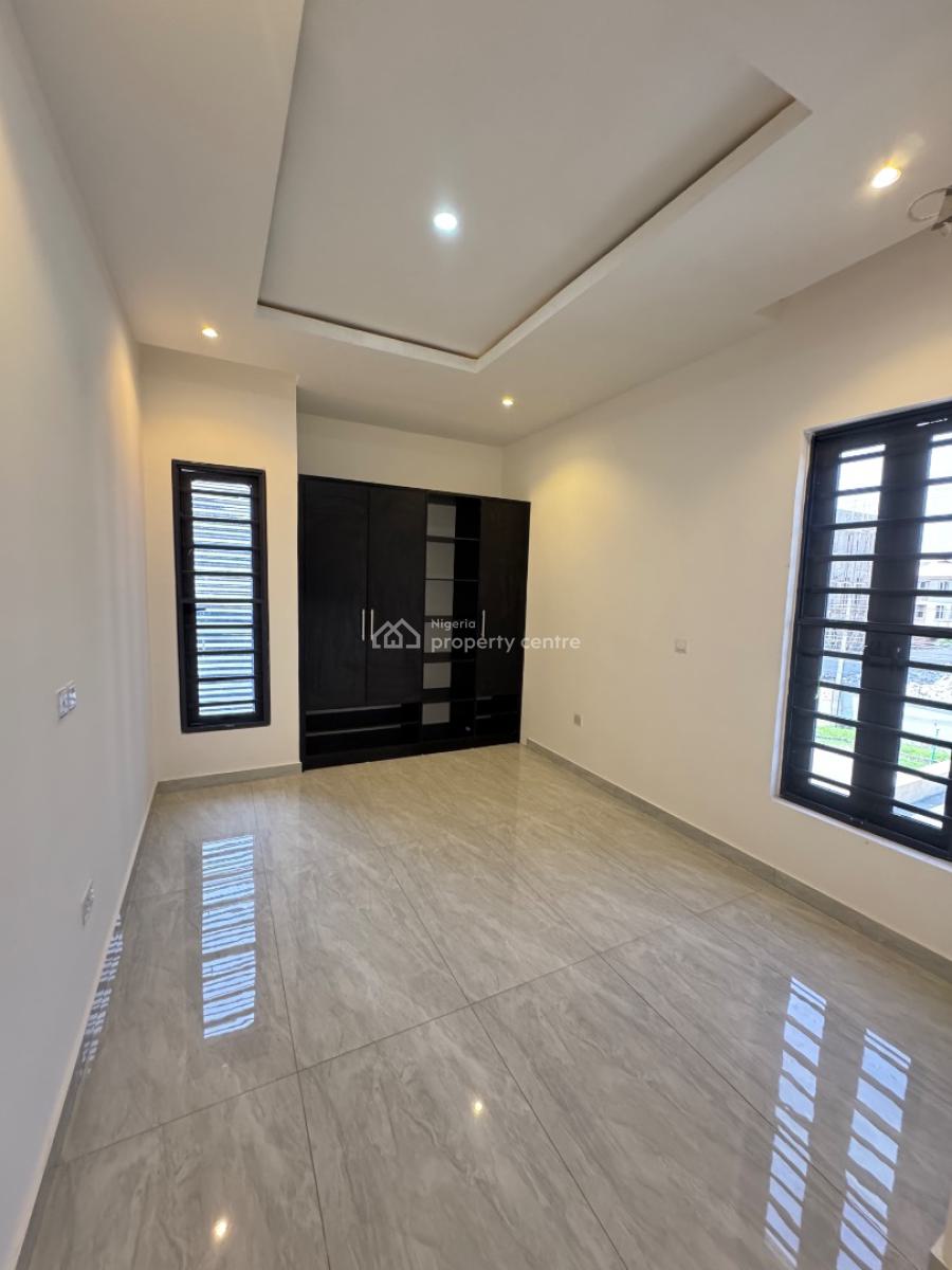 Spacious 3bedroom Flat with B, Ikate, Lekki, Lagos, Block of Flats for Sale