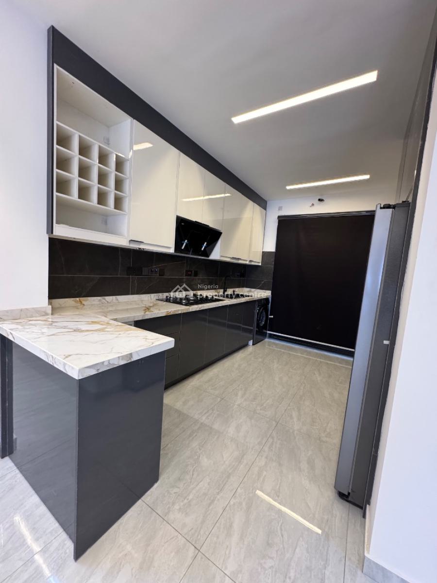 Spacious 3bedroom Flat with B, Ikate, Lekki, Lagos, Block of Flats for Sale