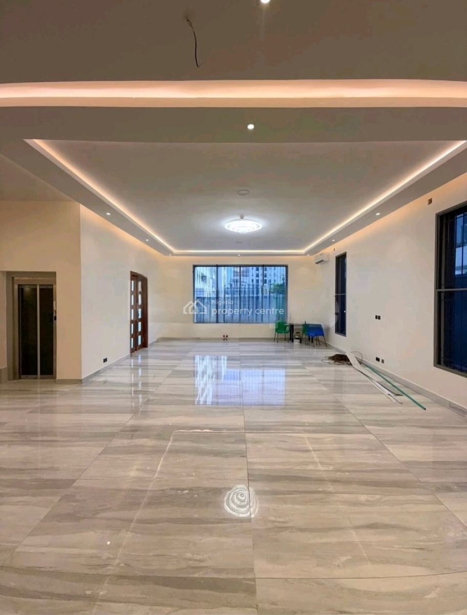 Stylish Contemporary Home in a Serene Gated Estate with Indoor Pool, E, Ikoyi, Lagos, House for Sale