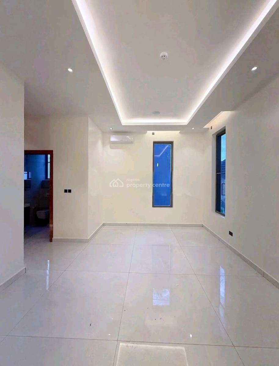 Stylish Contemporary Home in a Serene Gated Estate with Indoor Pool, E, Ikoyi, Lagos, House for Sale