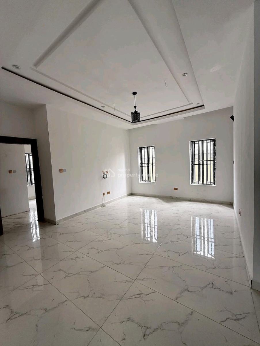 Distress ) 4 Bedroom Detached Duplex + Bq  Guzape, Abuja  ₦500 Mil, Guzape District, Abuja, House for Sale