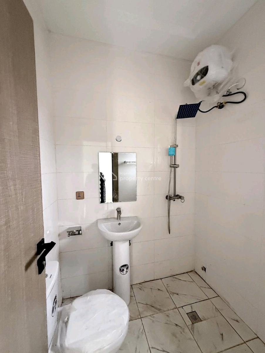 Distress ) 4 Bedroom Detached Duplex + Bq  Guzape, Abuja  ₦500 Mil, Guzape District, Abuja, House for Sale