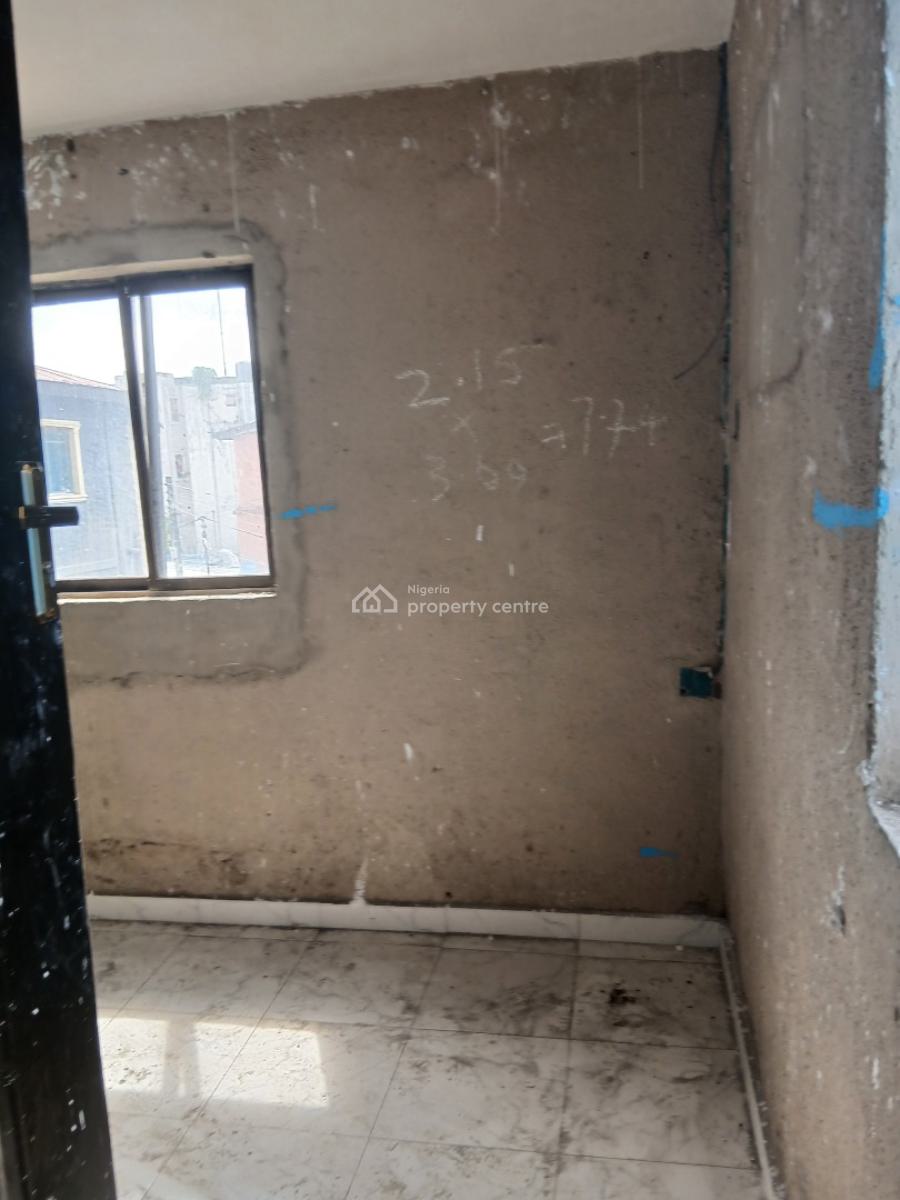 Newly Done 2 Bedroom [fine Place], Yaba, Lagos, Flat / Apartment for Rent