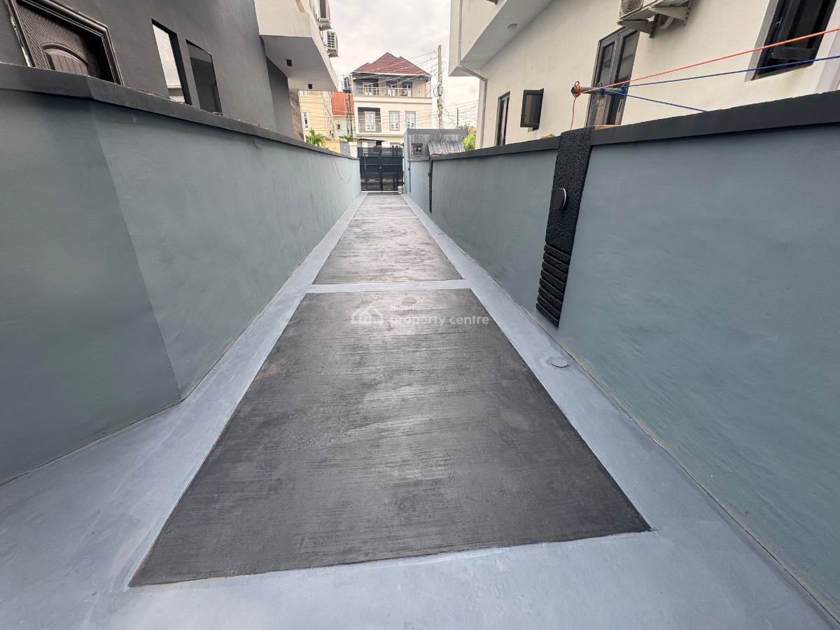 Luxury 4 Bedroom Detached Duplex with an Office and Bq, Gra Phase 2, Magodo, Lagos, Detached Duplex for Sale