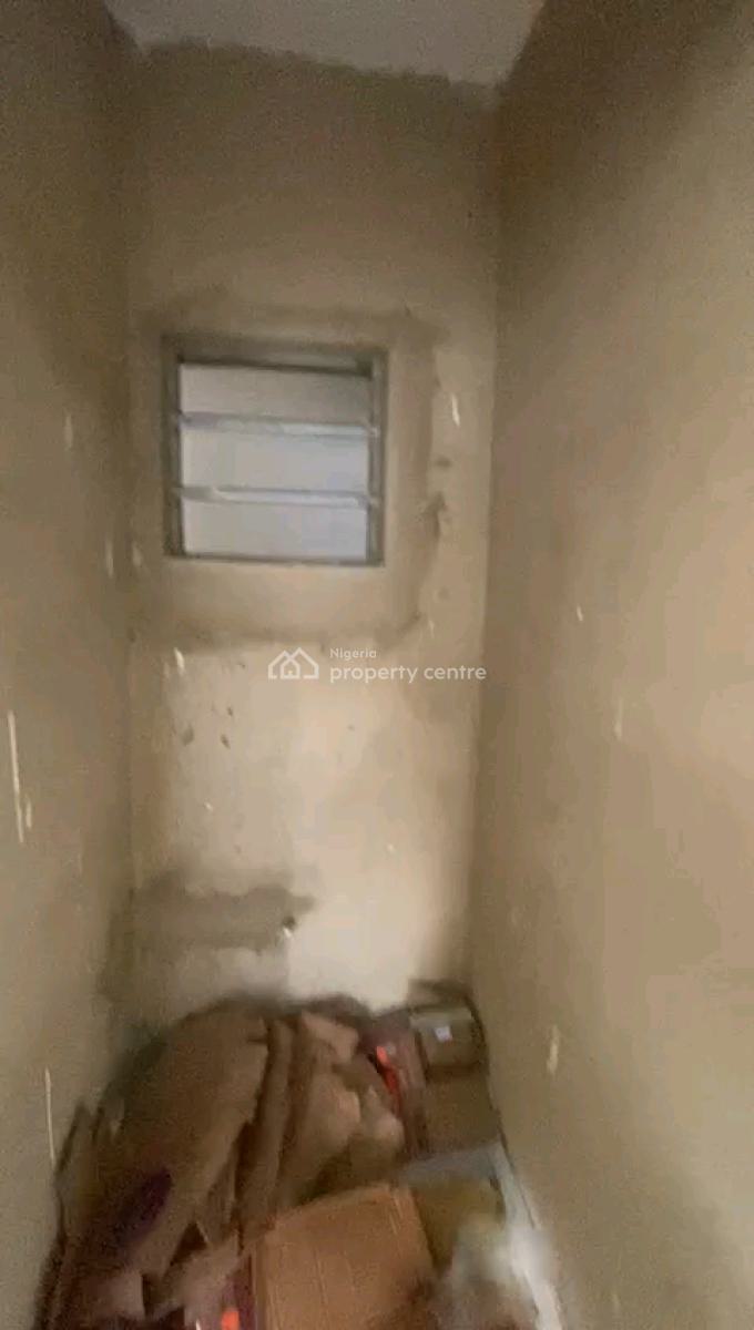 Standard and Executive Room Self, Sholuyi, Soluyi, Gbagada, Lagos, Self Contain (single Rooms) for Rent