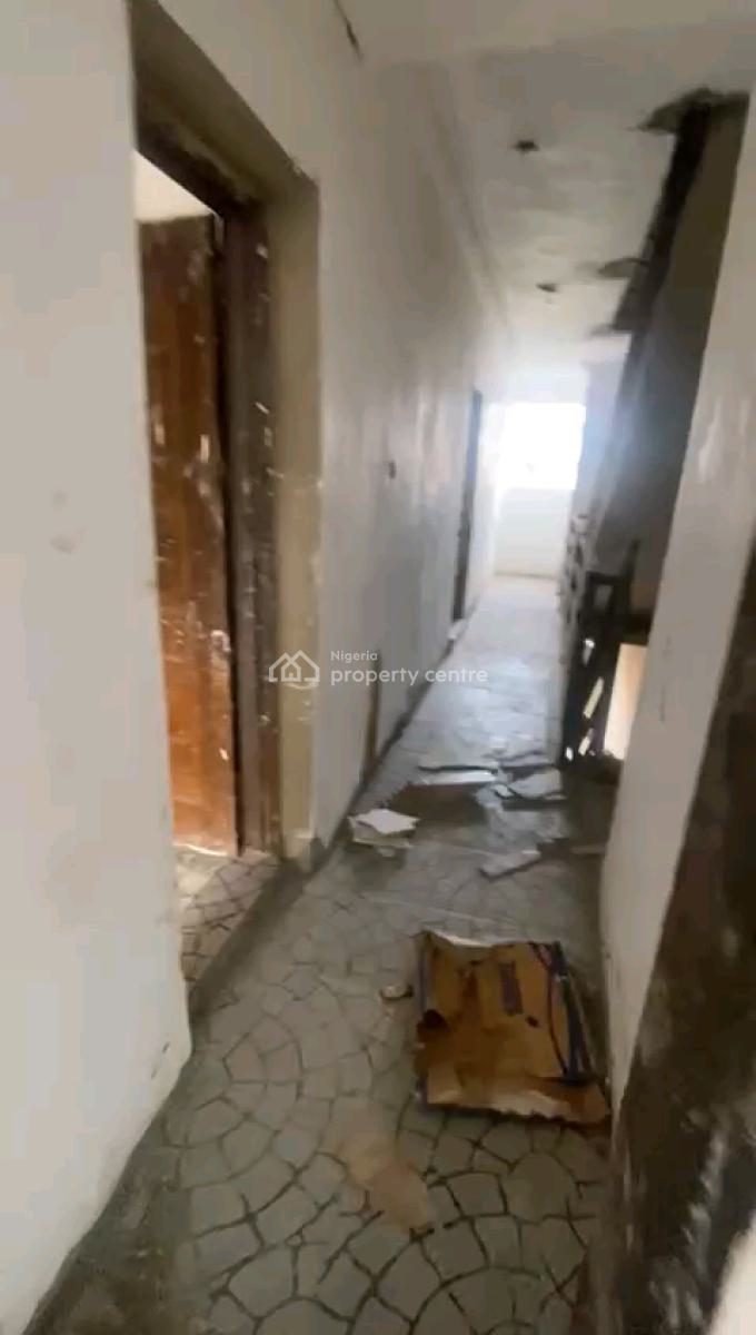 Standard and Executive Room Self, Sholuyi, Soluyi, Gbagada, Lagos, Self Contain (single Rooms) for Rent