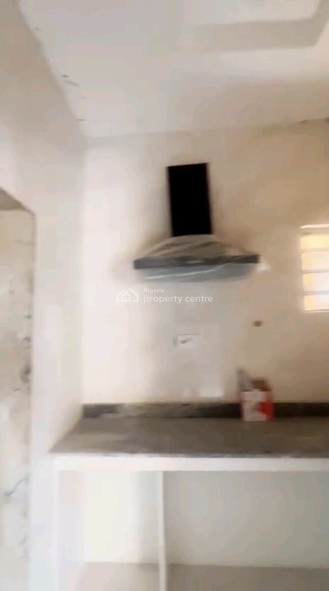 Standard and Executive Mini Flat, Palmgrove, Palmgrove, Shomolu, Lagos, Mini Flat (room and Parlour) for Rent