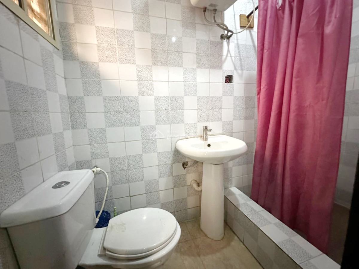Luxury 2 Bedroom Apartment, Gra Phase 2, Magodo, Lagos, Flat / Apartment for Rent