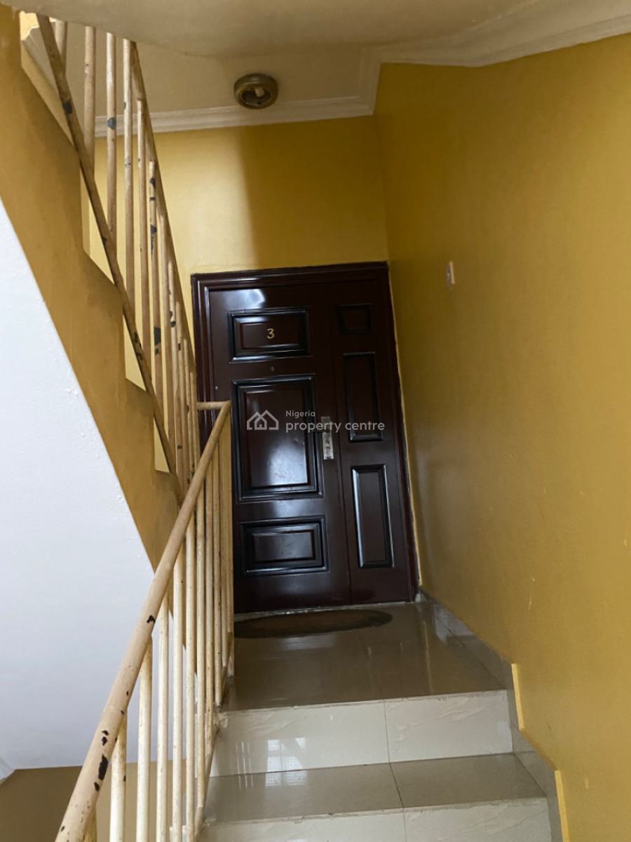 Furnished 2 Bedroom Flat, Gated & Regulated Neighborhood, Agungi, Lekki, Lagos, Flat / Apartment for Rent
