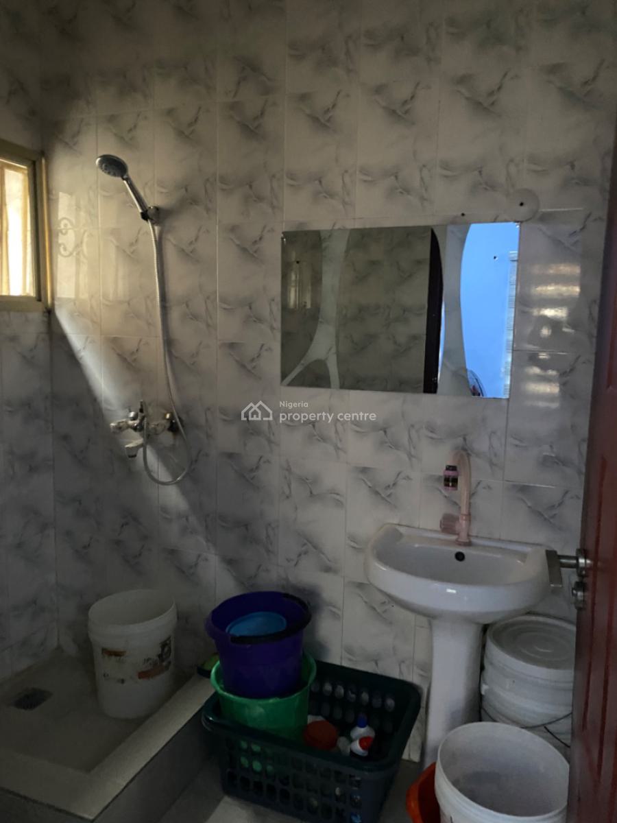 Furnished 2 Bedroom Flat, Gated & Regulated Neighborhood, Agungi, Lekki, Lagos, Flat / Apartment for Rent