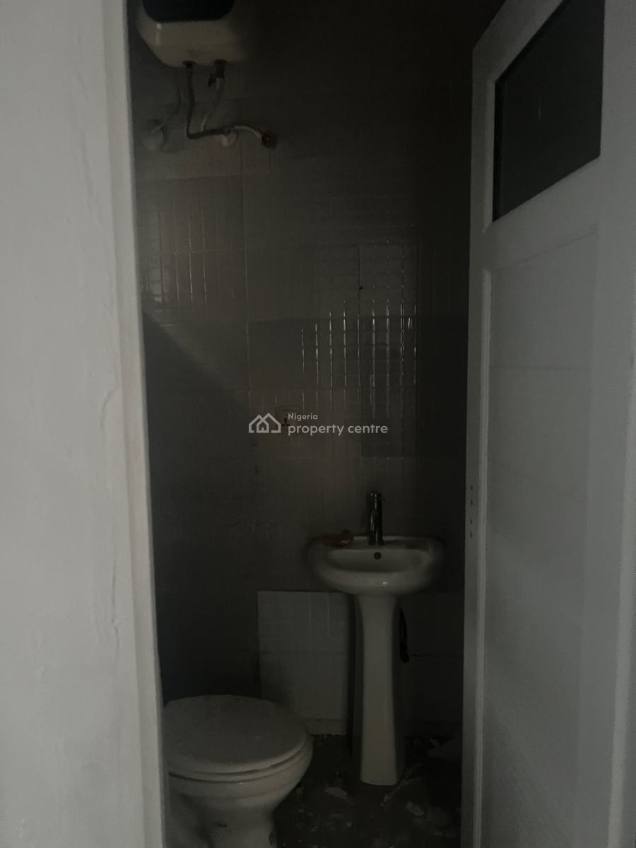 Massive 2 Bedroom Flat Downstairs, Graceville Estate Awoyaya, Awoyaya, Ibeju Lekki, Lagos, Flat / Apartment for Rent