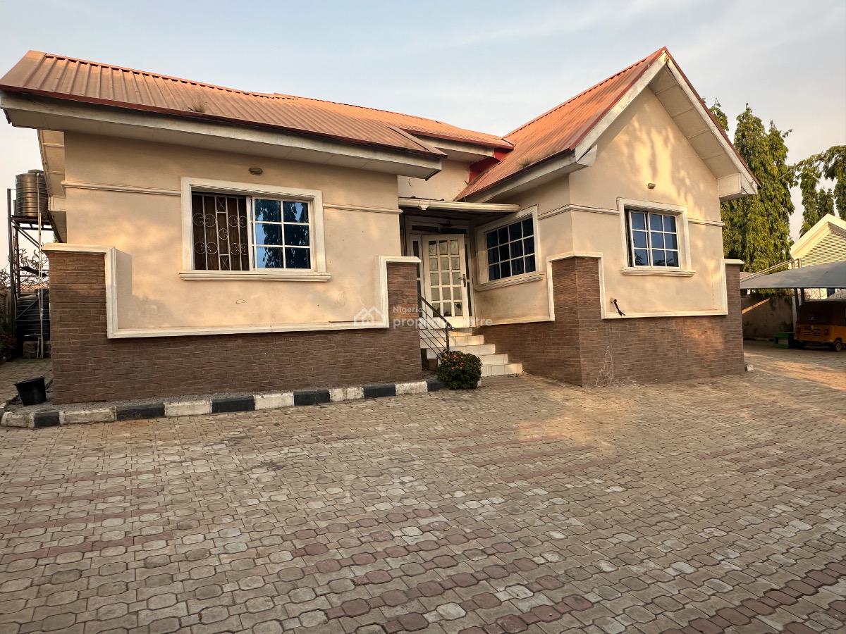Spacious 3bedroom Bungalow with 2rm Bq, Suncity Estate, Galadimawa, Abuja, Detached Bungalow for Sale