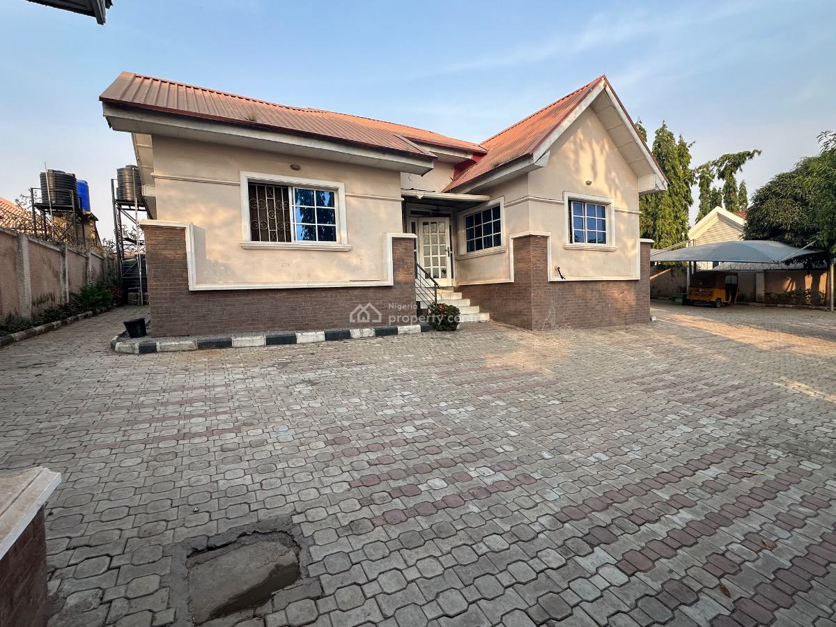 Spacious 3bedroom Bungalow with 2rm Bq, Suncity Estate, Galadimawa, Abuja, Detached Bungalow for Sale