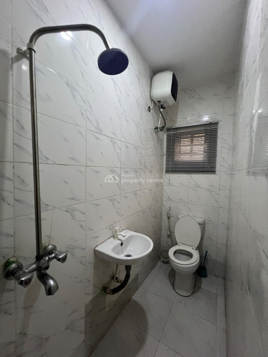 Decent Partly Furnished Studio Apartment, Jibowu, Yaba, Lagos, Self Contain (single Rooms) for Rent