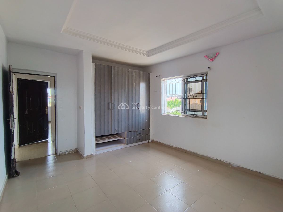 2 Bedroom Flat, Ebute Igbogbo Road, Ebute, Ikorodu, Lagos, Flat / Apartment for Rent