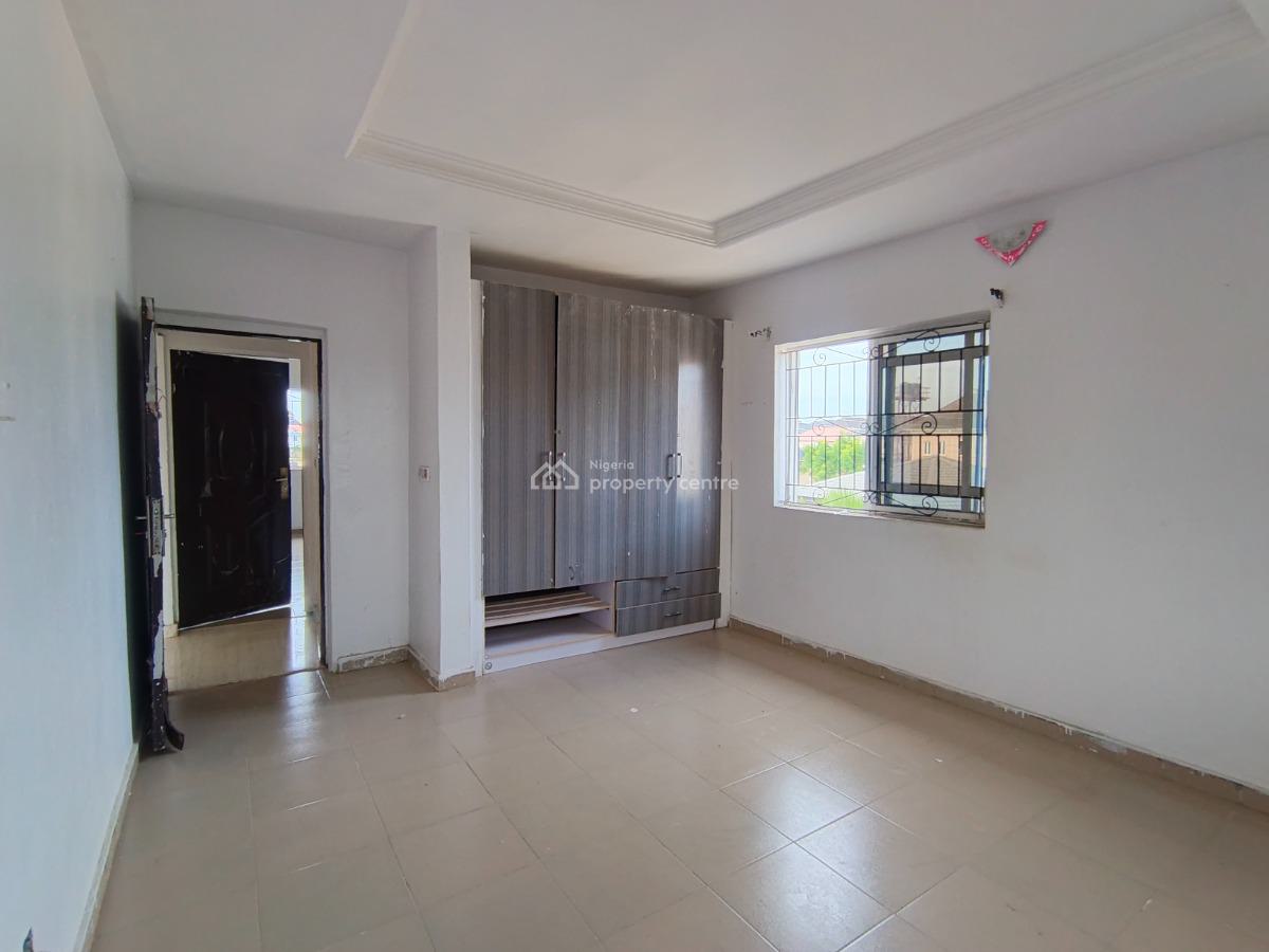2 Bedroom Flat, Ebute Igbogbo Road, Ebute, Ikorodu, Lagos, Flat / Apartment for Rent