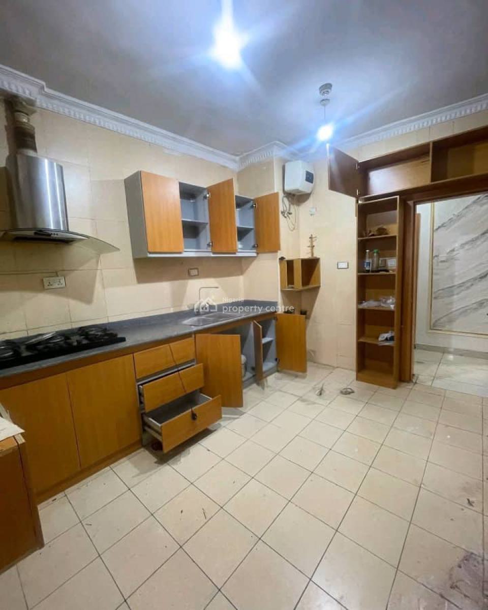 Partially Furnished 4 Bedroom Apartment Service, Chisco Ikate, Ikate, Lekki, Lagos, Flat / Apartment for Rent