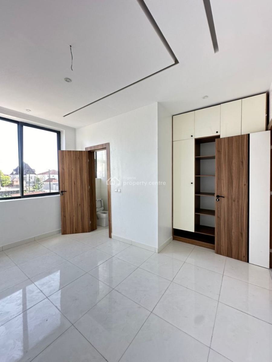 Newly Built 2 Bedroom Apartment with Swimming Pool and Gym in Oniru, Oniru, Oniru, Victoria Island (vi), Lagos, Block of Flats for Sale