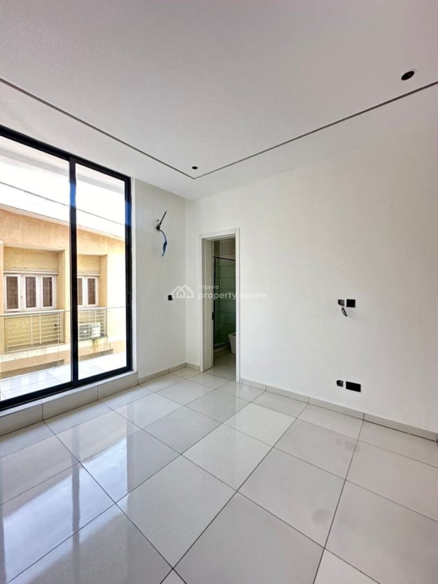 Newly Built 2 Bedroom Apartment with Swimming Pool and Gym in Oniru, Oniru, Oniru, Victoria Island (vi), Lagos, Block of Flats for Sale