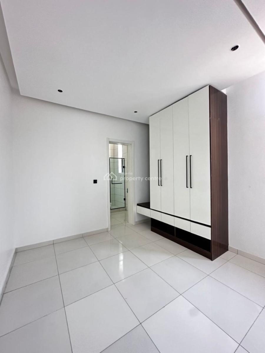 Newly Built 2 Bedroom Apartment with Swimming Pool and Gym in Oniru, Oniru, Oniru, Victoria Island (vi), Lagos, Block of Flats for Sale