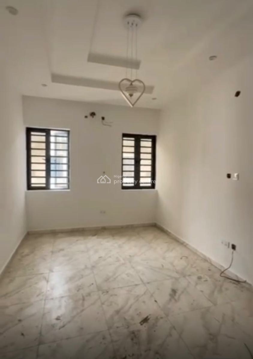a Brand New Spacious 2 Bedroom in a Prime Location., Orchid, Lekki, Lagos, Flat / Apartment for Rent