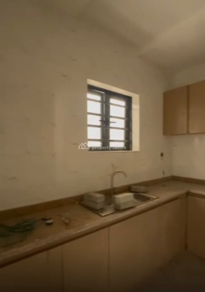 a Brand New Spacious 2 Bedroom in a Prime Location., Orchid, Lekki, Lagos, Flat / Apartment for Rent