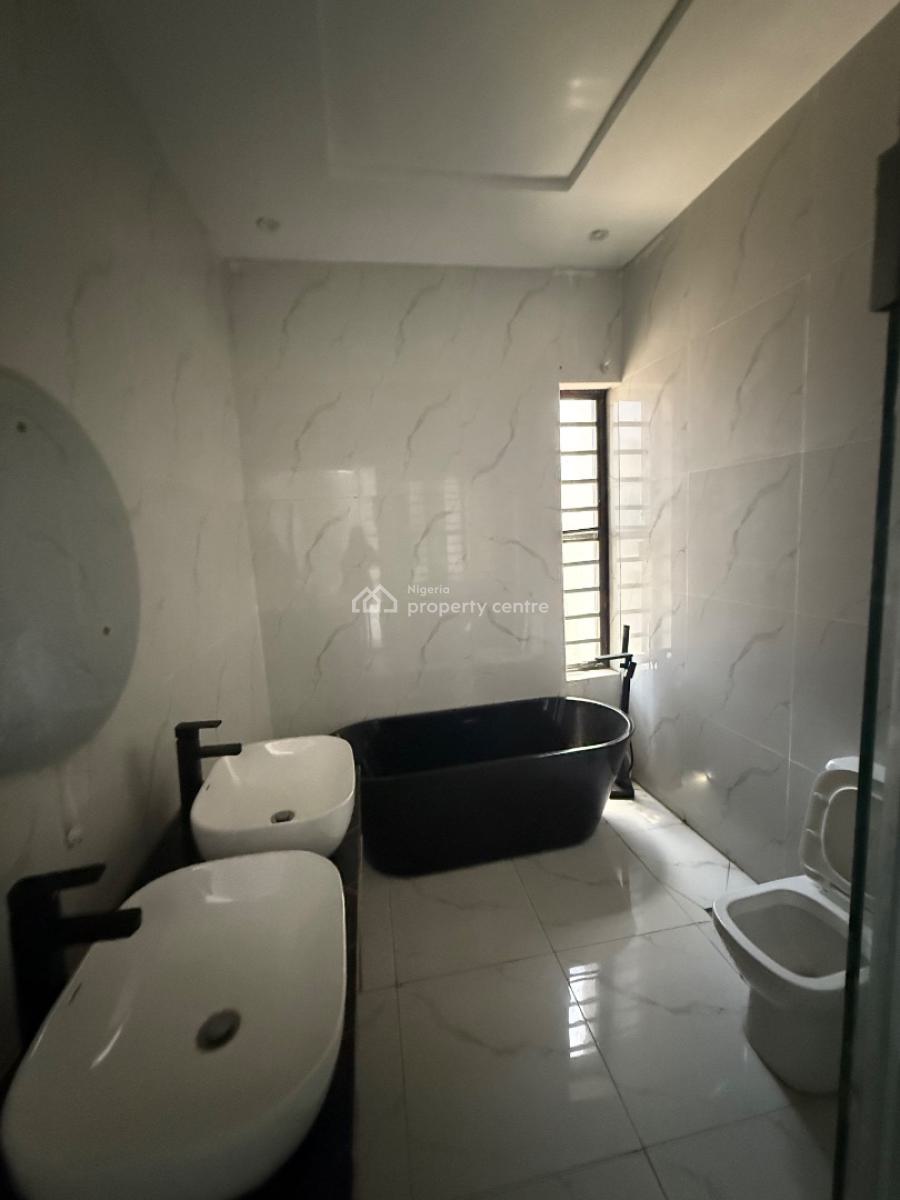 4 Bedroom Fully Detached Duplex with Bq for Distress, Lekki Palm City Estate, Ajah, Lagos, Detached Duplex for Sale