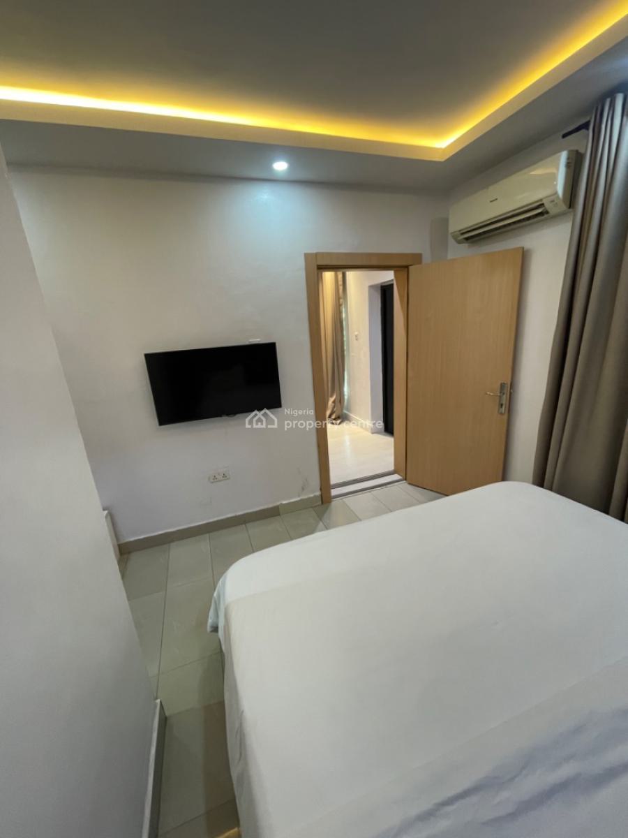 Luxury One Apartment with Snooker Board & Swimming Pool, Victoria Island, Oniru, Victoria Island (vi), Lagos, Flat / Apartment Short Let