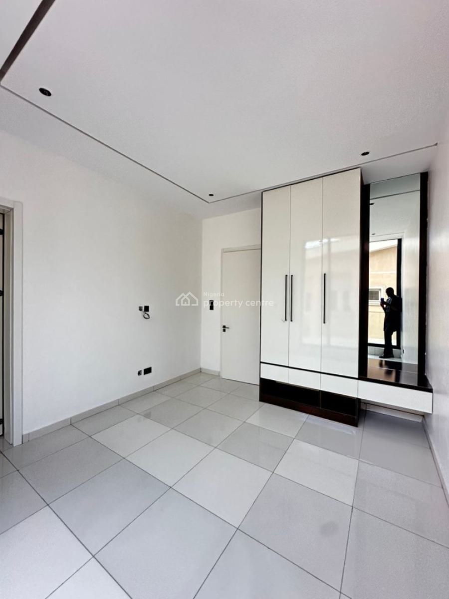 Newly Built 2 Bedroom Apartment with Swimming Pool and Gym, Oniru, Victoria Island (vi), Lagos, Flat / Apartment for Sale