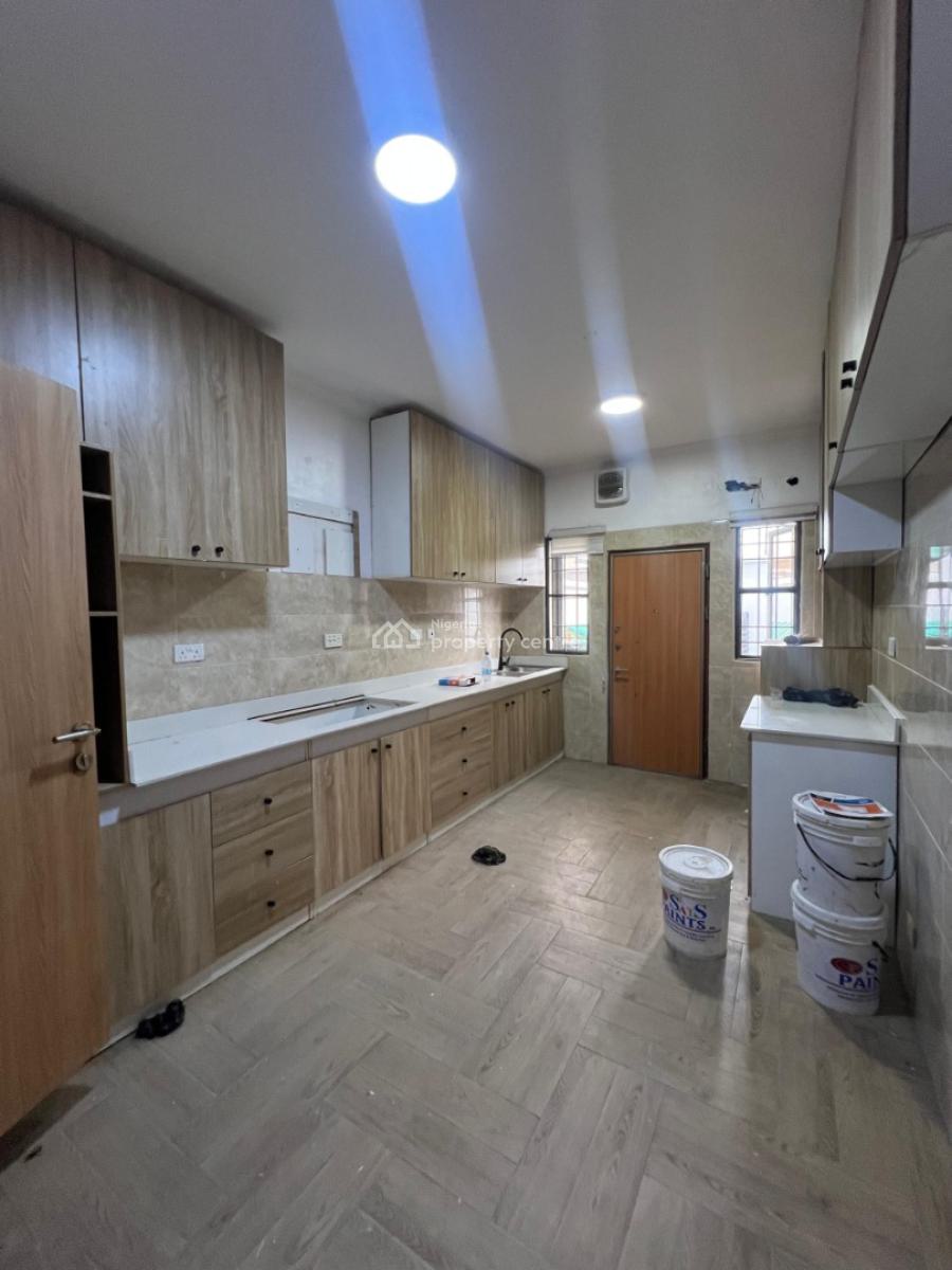 4 Bedroom Semi-detached Duplex with Boys Quarters, Lekki Phase 1, Lekki, Lagos, Semi-detached Duplex for Rent