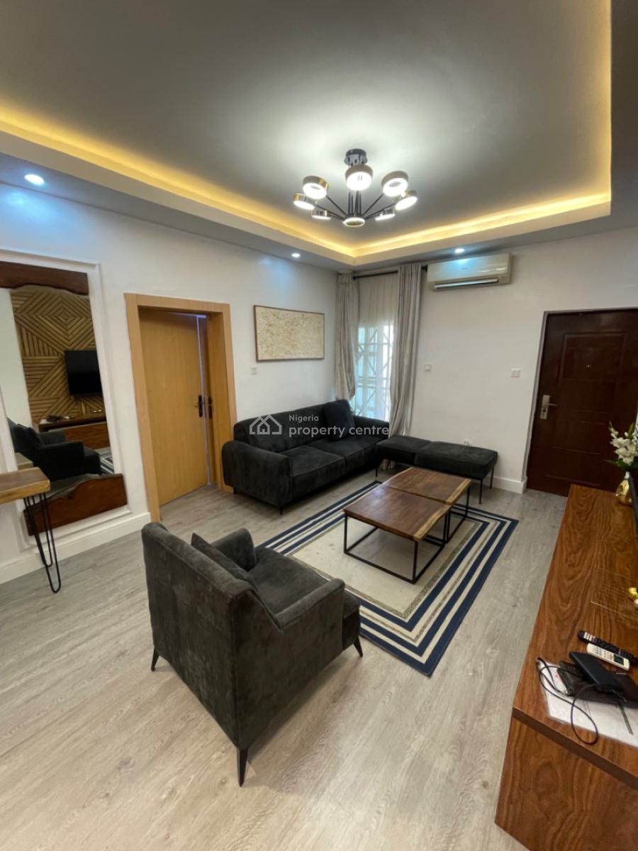 Luxury One   Apartment with Snooker Board & Swimming Pool, V.i, Victoria Island (vi), Lagos, Flat / Apartment Short Let