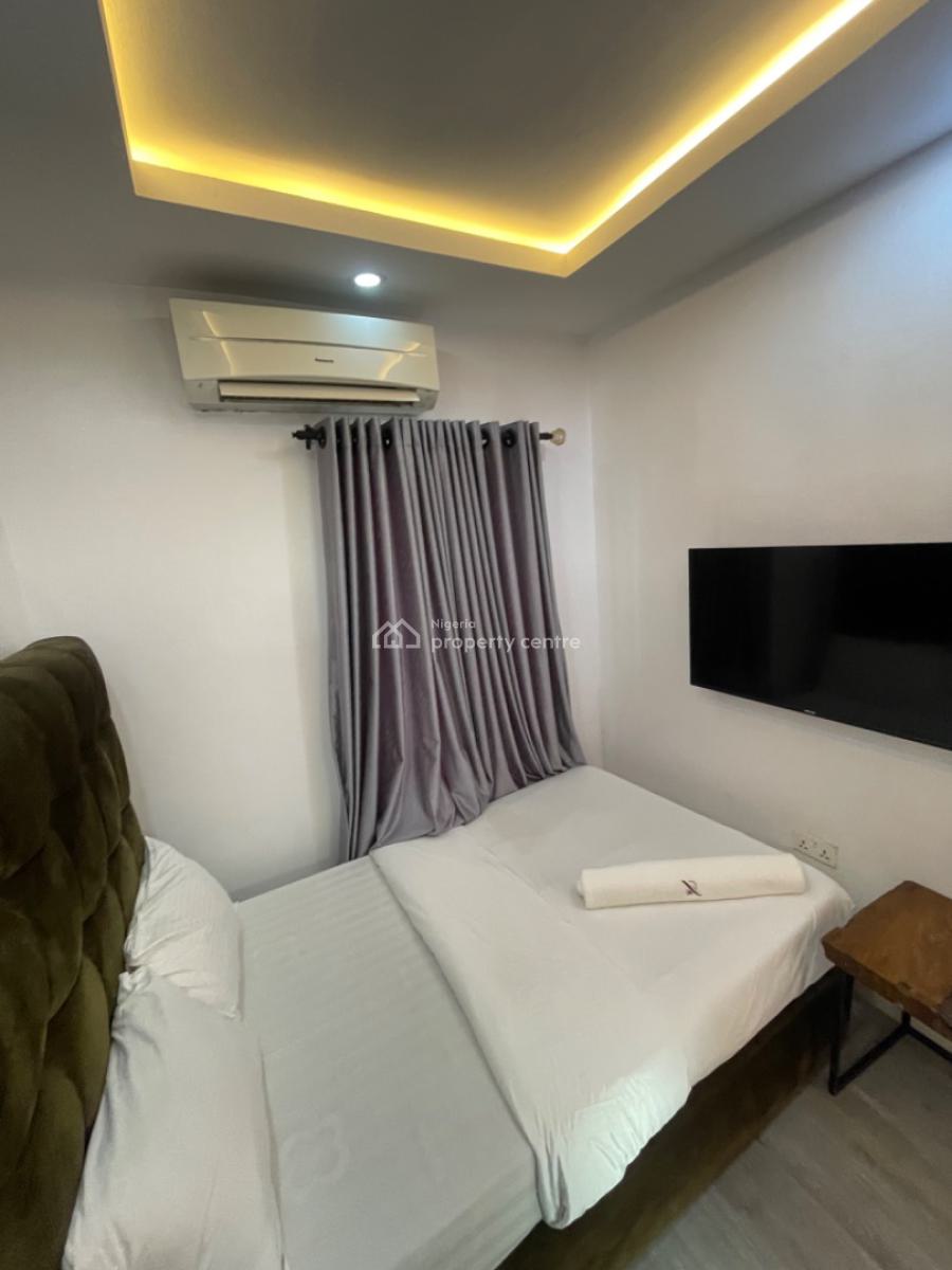 Luxury (studio) Apartment with Snooker Board & Swimming Pool, V.i, Oniru, Victoria Island (vi), Lagos, Flat / Apartment Short Let