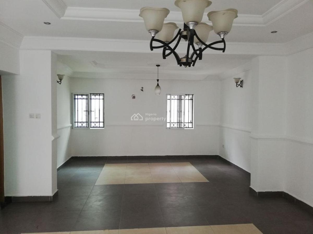 Well Renovated 4 Bedroom Terrace Duplex, Ikota Lekki Lagos, Ikota, Lekki, Lagos, Terraced Duplex for Rent