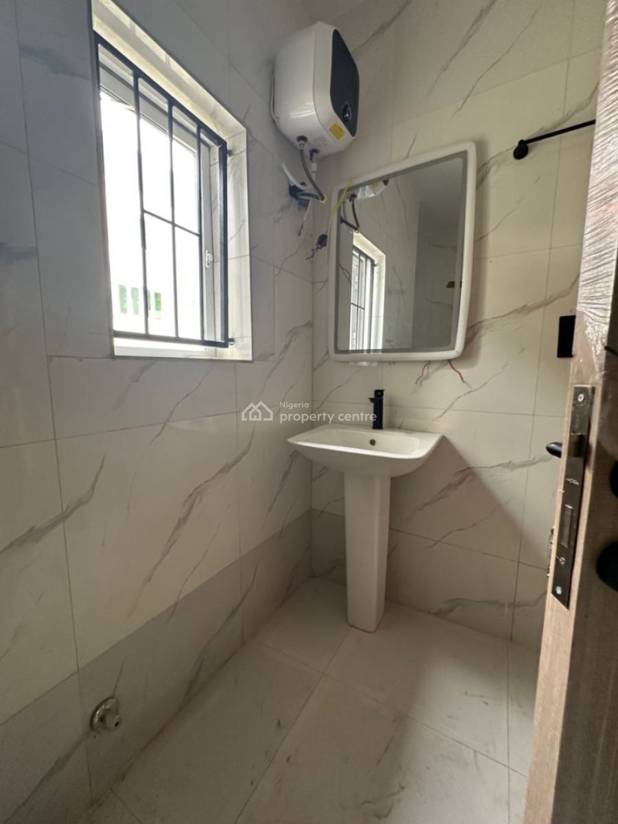 3 Bedrooms Maisonette, Off Nike Art Gallery Road, Lekki, Lagos, Terraced Duplex for Rent