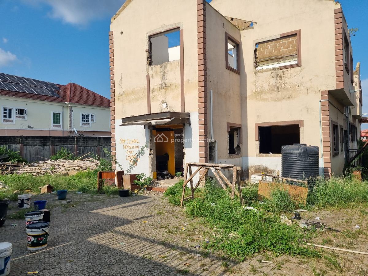 Table Dry Land Fence with Gate, Gra Phase 2, Magodo, Lagos, Residential Land for Sale