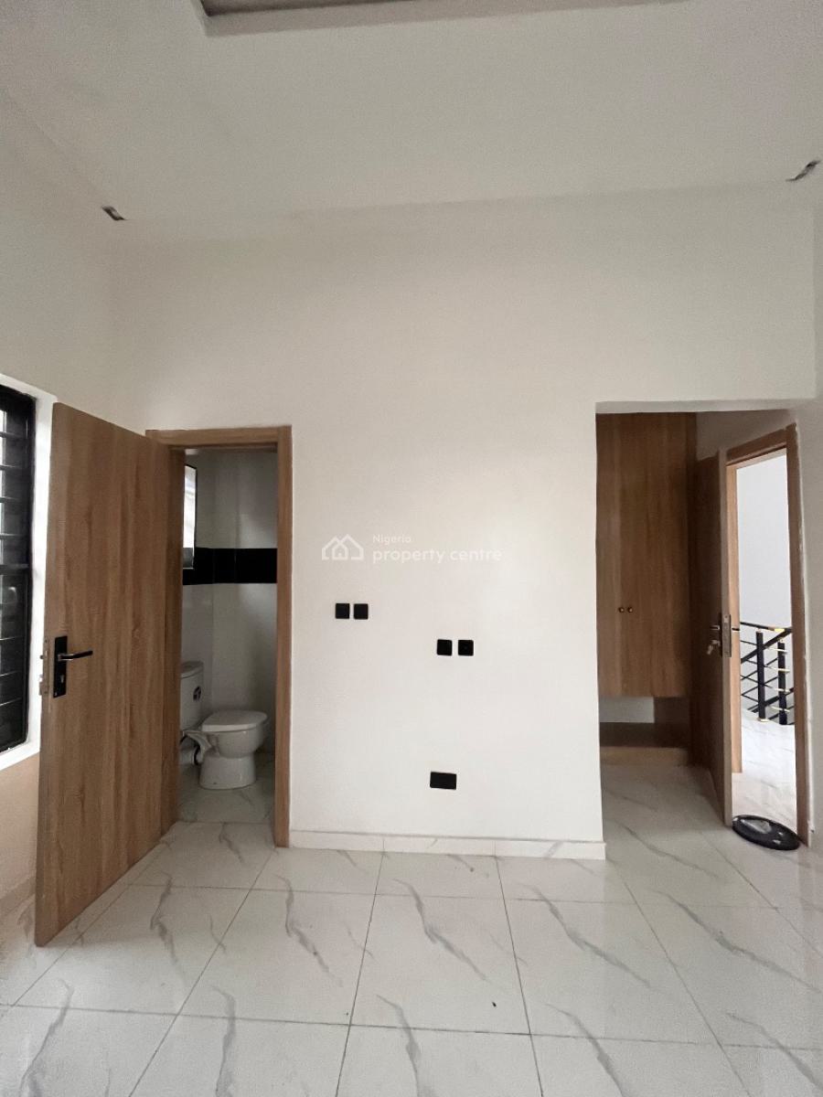 Modern 4-bedroom Semi-detached Duplex with Bq in Gated Mini Estate, Sangotedo, Ajah, Lagos, Semi-detached Duplex for Sale