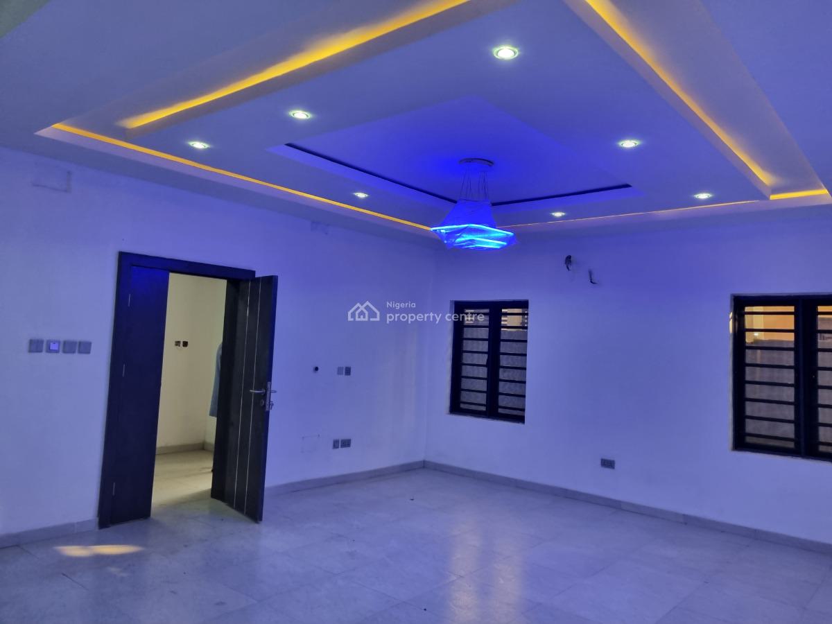 Luxurious 5bedroom Detached Duplex with a 2bed Bq, Magodo, Gra Phase 2, Magodo, Lagos, Detached Duplex for Sale