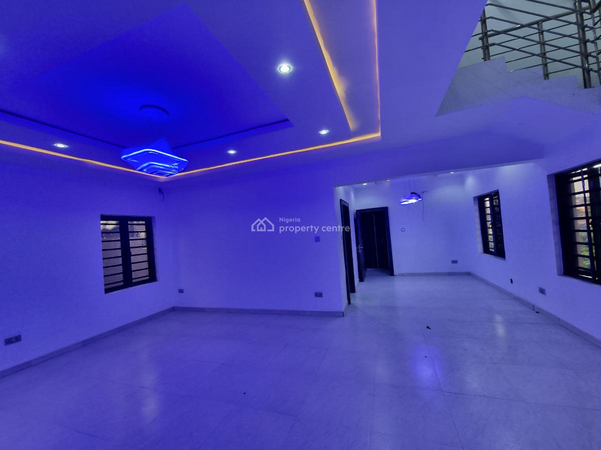 Luxurious 5bedroom Detached Duplex with a 2bed Bq, Magodo, Gra Phase 2, Magodo, Lagos, Detached Duplex for Sale