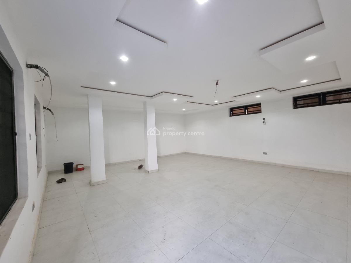 Luxurious 5bedroom Detached Duplex with a 2bed Bq, Magodo, Gra Phase 2, Magodo, Lagos, Detached Duplex for Sale
