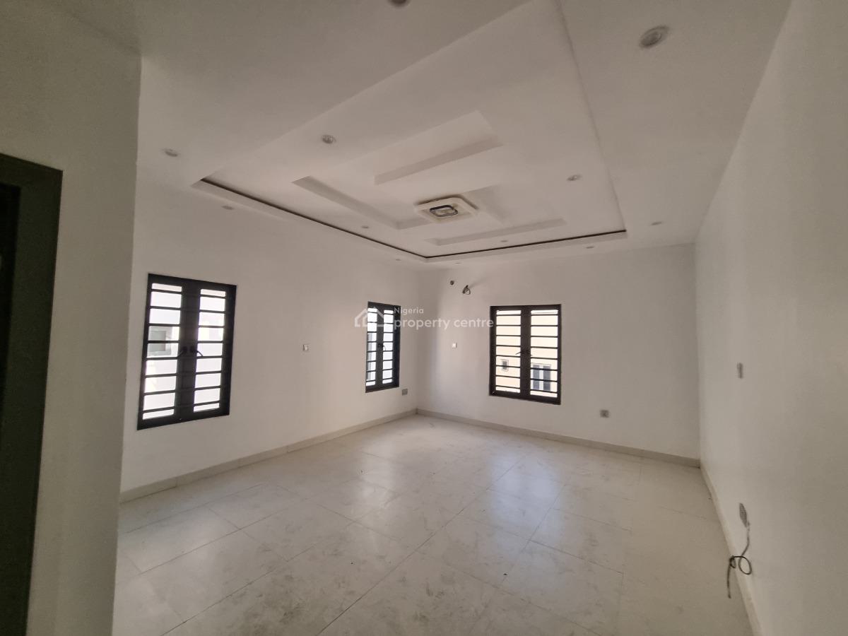 Luxurious 5bedroom Detached Duplex with a 2bed Bq, Magodo, Gra Phase 2, Magodo, Lagos, Detached Duplex for Sale