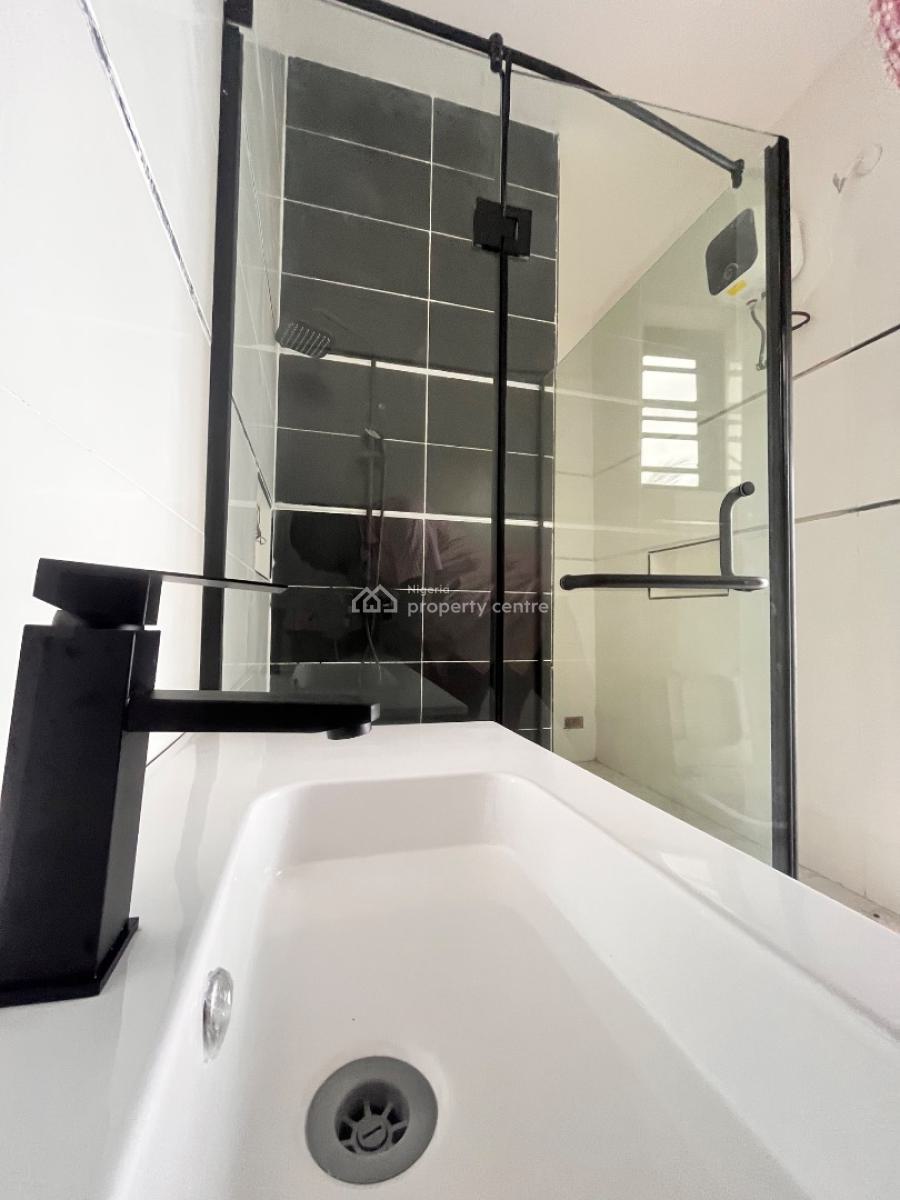 Contemporary 4-bedroom Semi-detached Duplex with Bq, Sangotedo, Ajah, Lagos, Semi-detached Duplex for Sale