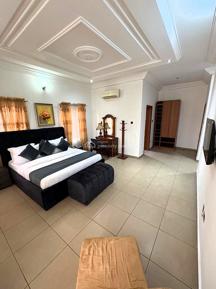 Elegantly Furnished and Serviced Luxury 4 Bedroom Duplex Apartment, Magodo, Shangisha, Gra Phase 2, Magodo, Lagos, Flat / Apartment Short Let