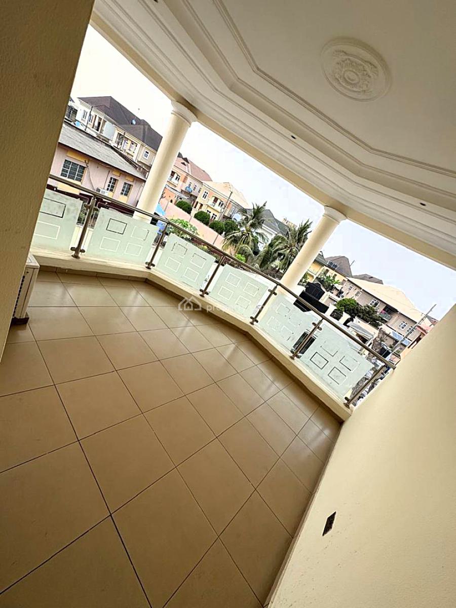 Elegantly Furnished and Serviced Luxury 4 Bedroom Duplex Apartment, Magodo, Shangisha, Gra Phase 2, Magodo, Lagos, Flat / Apartment Short Let