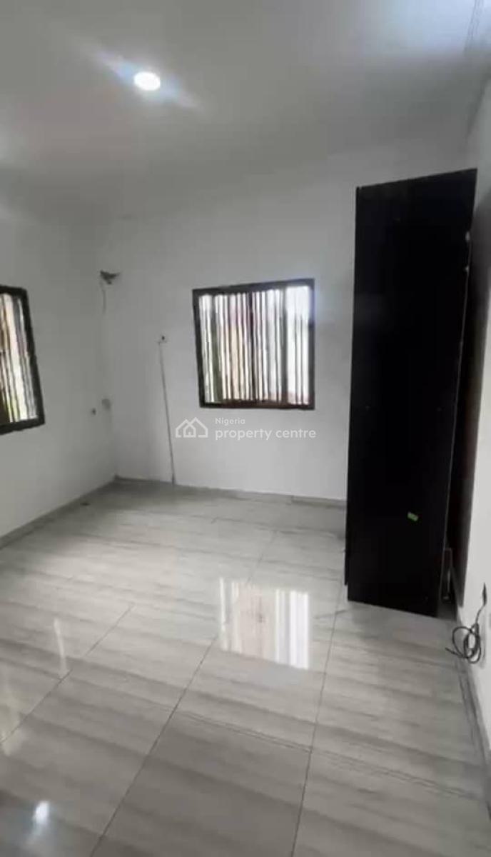 Executive 2bedroom Apartment in and Estate, Ado, Ajah, Lagos, Flat / Apartment for Rent