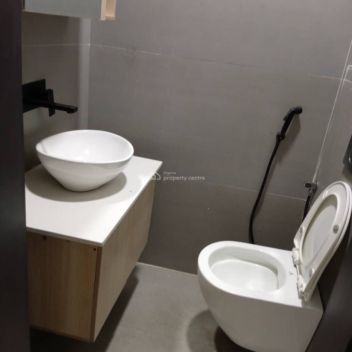 Executive Two(2) Bedroom Maisonette with 1bq in Ikoyi, Bourdilion Ikoyi, Old Ikoyi, Ikoyi, Lagos, Terraced Duplex for Rent