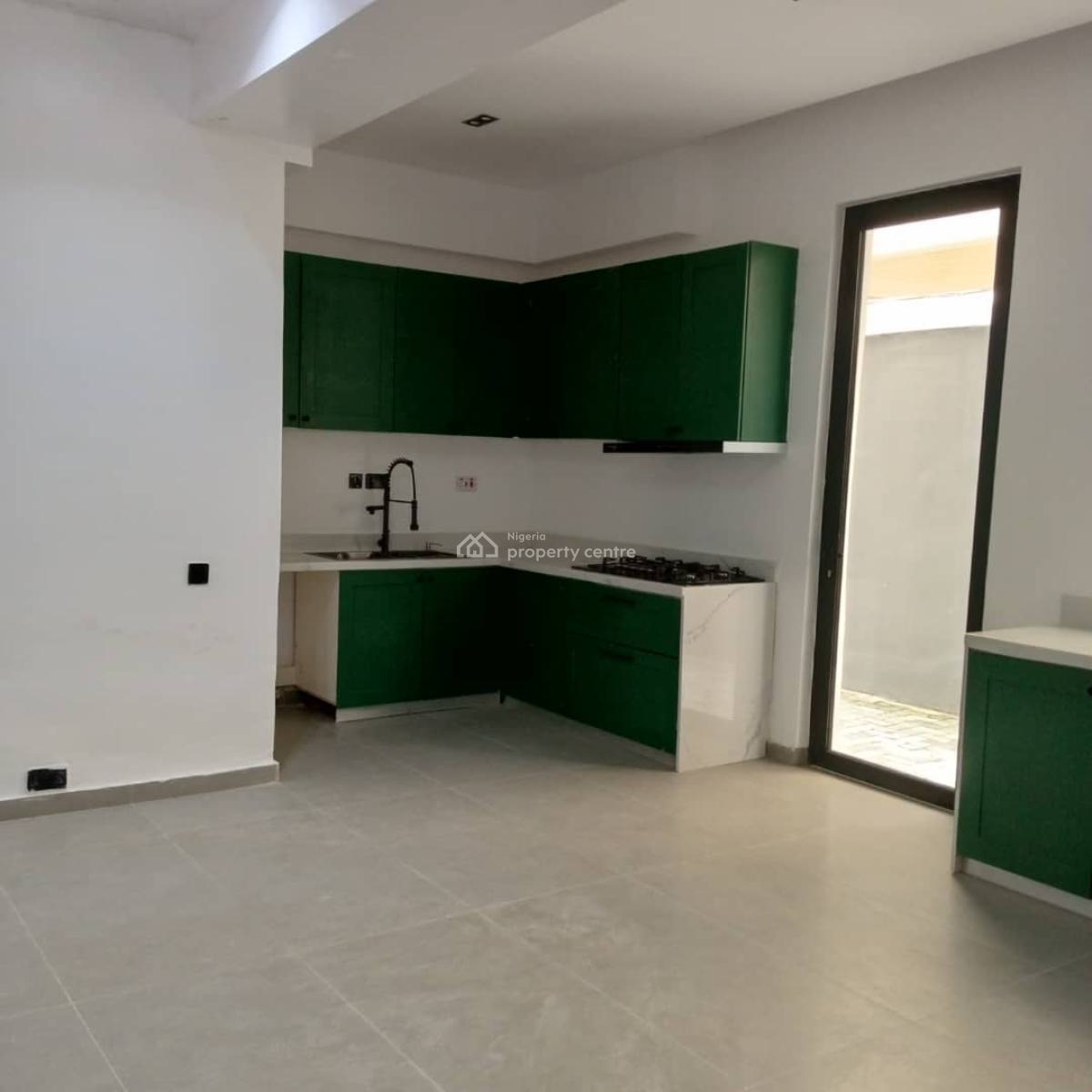 Executive Two(2) Bedroom Maisonette with 1bq in Ikoyi, Bourdilion Ikoyi, Old Ikoyi, Ikoyi, Lagos, Terraced Duplex for Rent