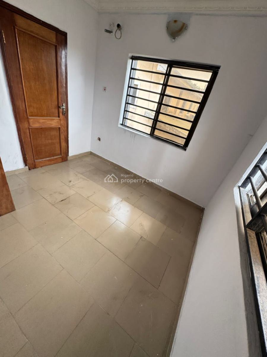 Single Room (upstairs), Lekki, Lagos, Flat / Apartment for Rent