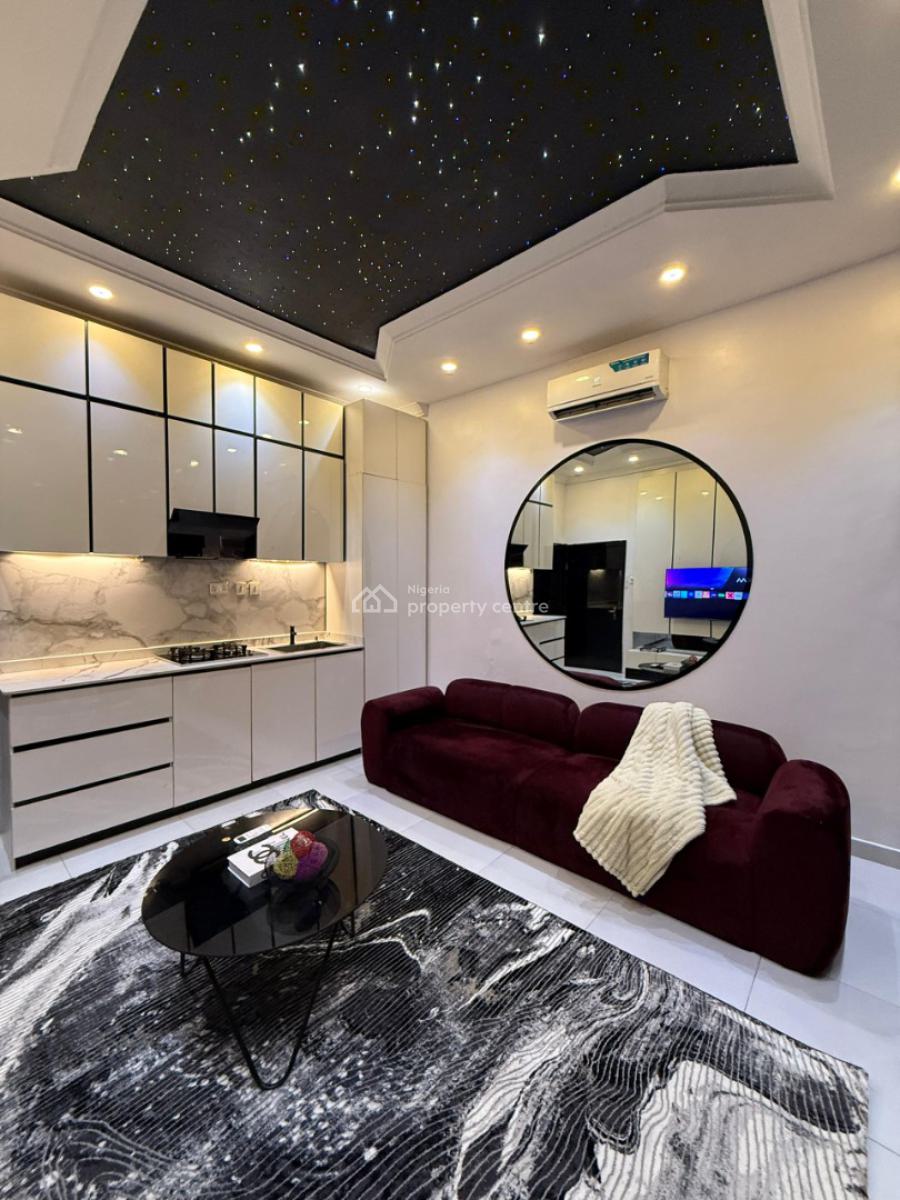 Luxury 1 Bedroom with Bdsm Kit & Jacuzzi, Lekki Phase 2, Lekki, Lagos, Mini Flat (room and Parlour) Short Let