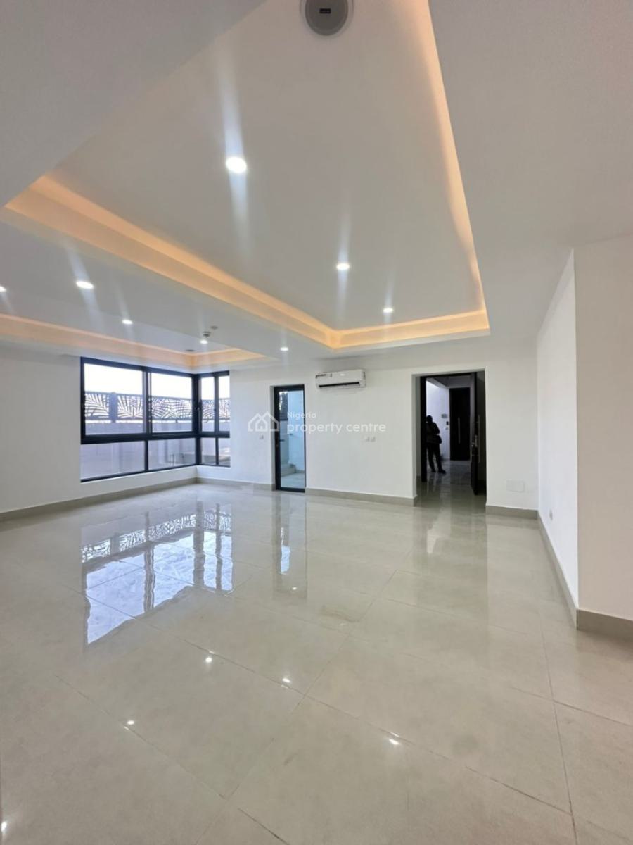 Exquisitely Built 3 Bedroom Apartment with Swimming Pool and Gym, Lekki Phase 1, Lekki, Lagos, Flat / Apartment for Sale