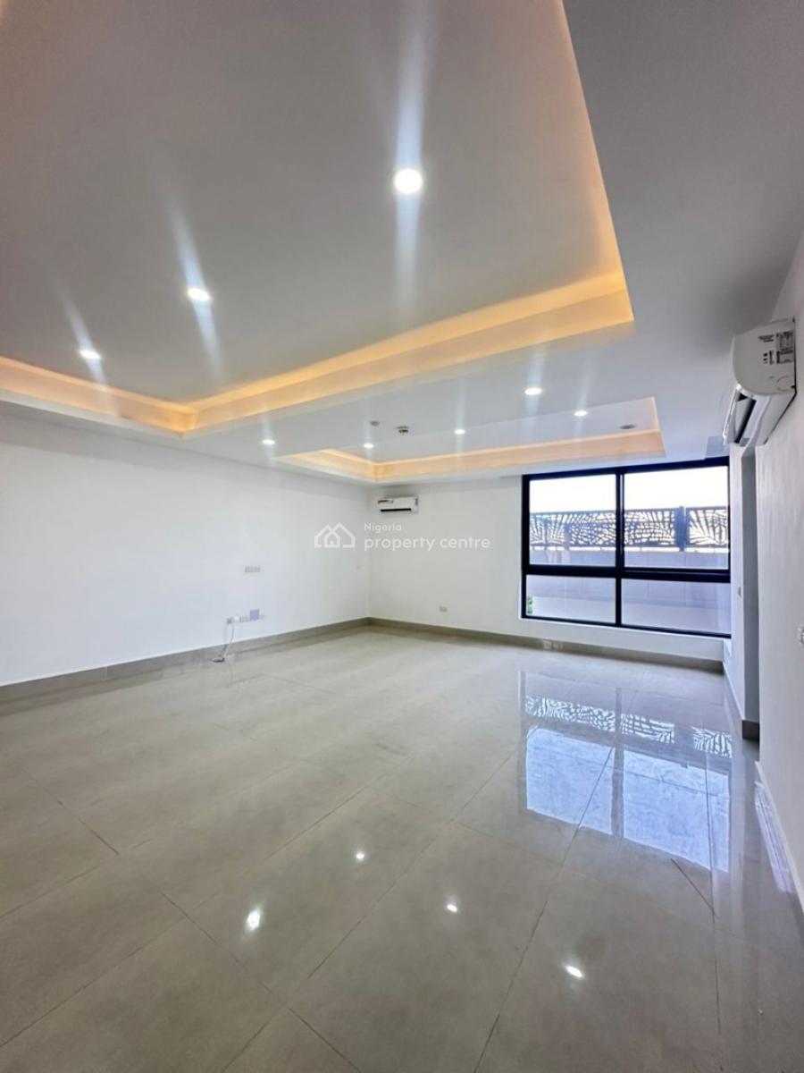Exquisitely Built 3 Bedroom Apartment with Swimming Pool and Gym, Lekki Phase 1, Lekki, Lagos, Flat / Apartment for Sale